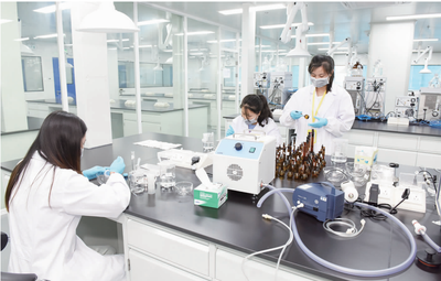 海門(mén)臨江新區(qū)將新建呼吸藥物制劑項(xiàng)目，記者探訪(fǎng)海門(mén)普適醫(yī)藥研發(fā)進(jìn)展